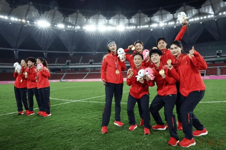 开云官方:女足成年组决赛:湖北VS江苏 开云官方:女足成年组决赛:湖北VS江苏